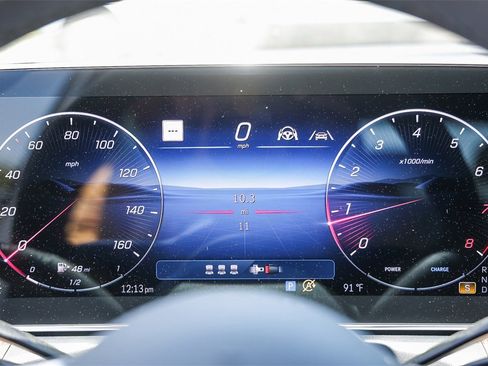 New 2025 Mercedes-Benz C 300 4MATIC Sedan image 23