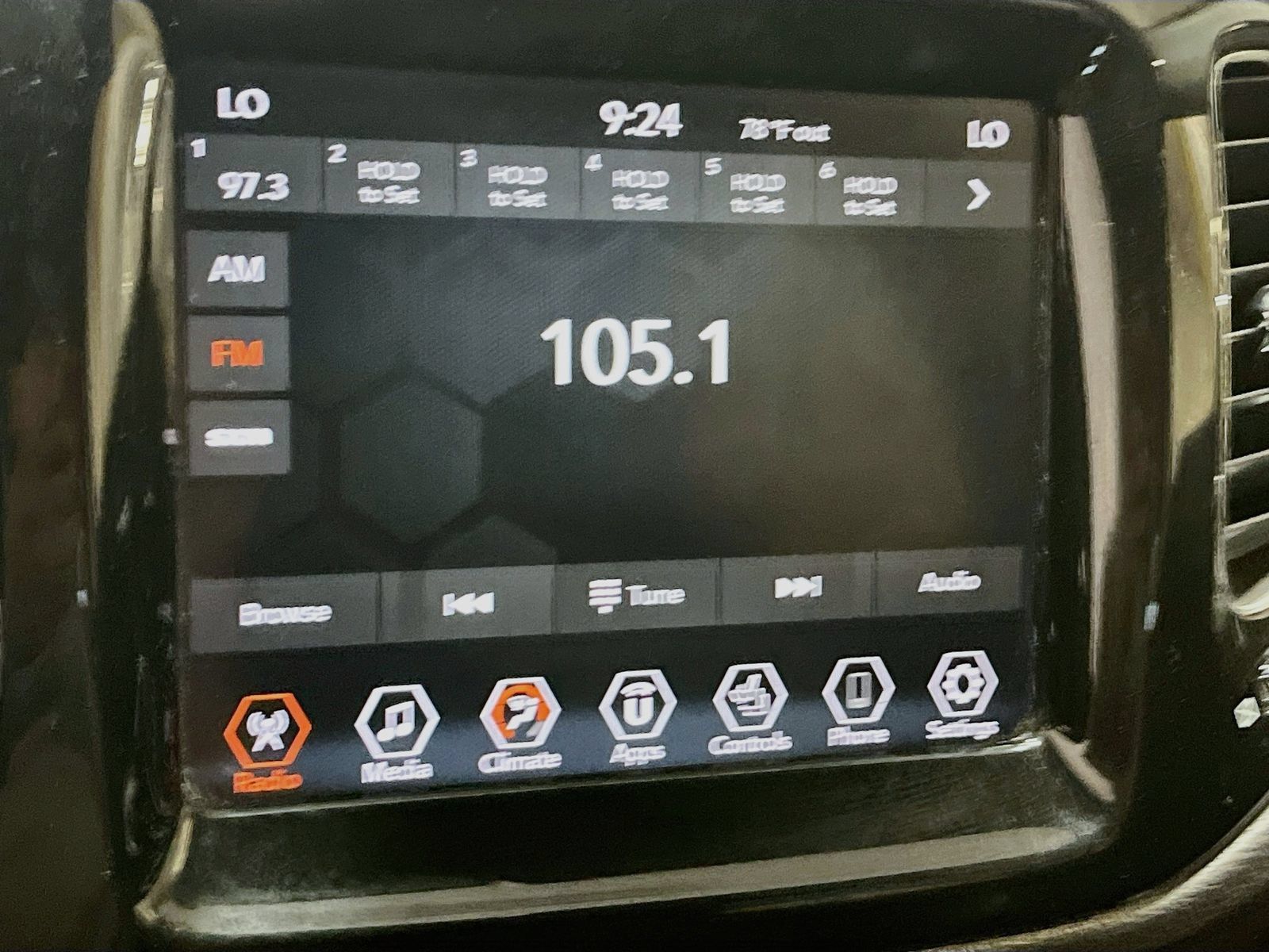 Used 2019 Jeep Compass Limited w/ Safety & Security Group AWD/4WD image 14