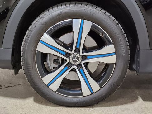 Used 2023 Mercedes-Benz EQB 250+ image 26