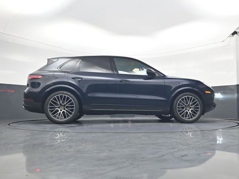 Used 2019 Porsche Cayenne S image 23