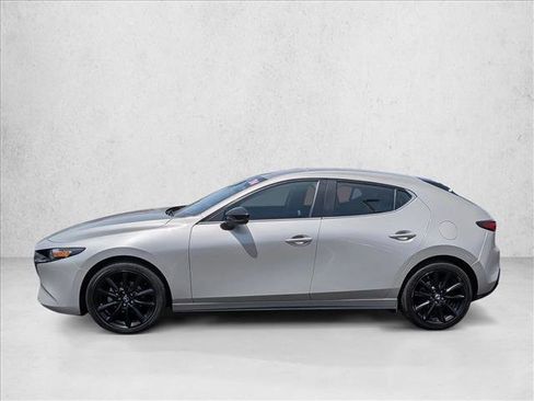 Used 2024 MAZDA MAZDA3 s FWD image 10