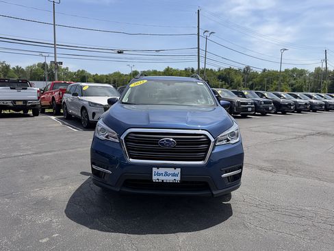 Used 2022 Subaru Ascent Premium w/ Convenience Package AWD/4WD image 10