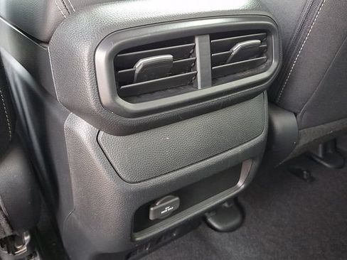 Used 2025 Honda Ridgeline Sport image 19