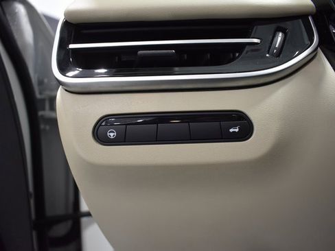 Used 2023 INFINITI QX60 Luxe w/ Cargo Package image 19