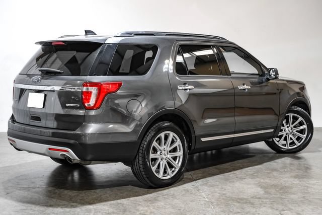 Used 2016 Ford Explorer Limited FWD image 11