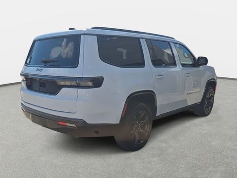 New 2026 Jeep Grand Wagoneer Limited AWD/4WD image 5
