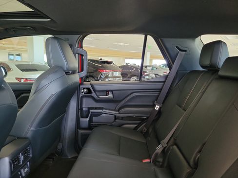 Used 2025 Toyota 4Runner Limited AWD/4WD image 16