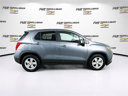 Used 2020 Chevrolet Trax LS w/ Tint and Cruise Package image 8