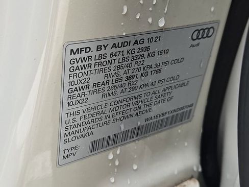 Used 2022 Audi Q8 Premium Plus image 12