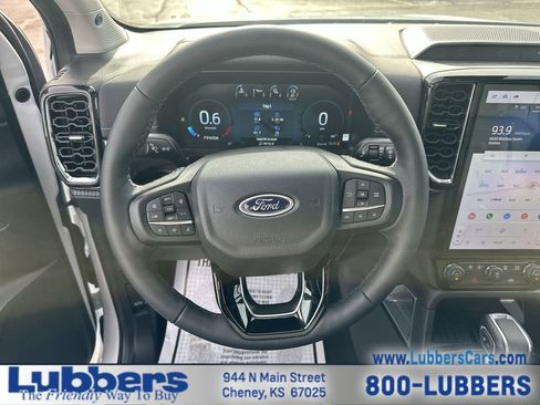 Used 2025 Ford Ranger Lariat w/ FX4 Off-Road Package image 14