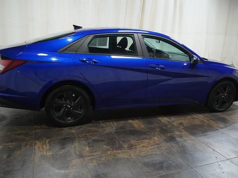 Certified 2023 Hyundai Elantra SEL image 4