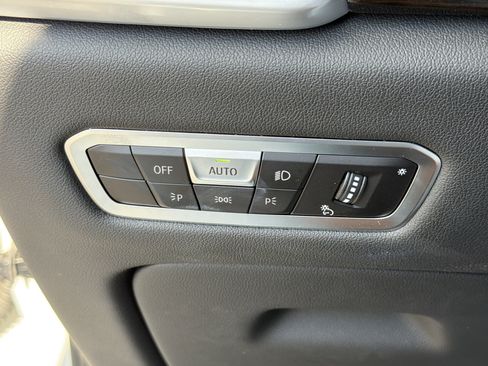 Used 2023 BMW X5 xDrive45e w/ Luxury Seating Package image 13