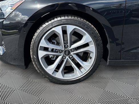 New 2026 Audi Q3 quattro 2.0T image 32