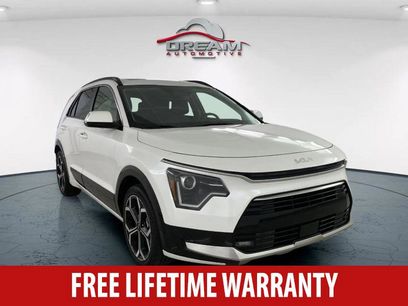 Used 2024 Kia Niro EX Touring
