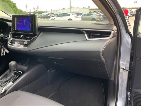 Used 2026 Toyota Corolla LE FWD image 18