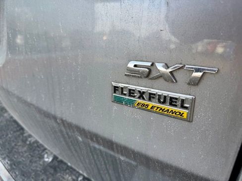 Used 2017 Dodge Grand Caravan SXT image 8