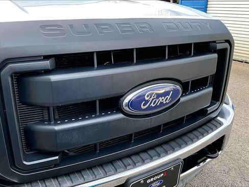 Used 2012 Ford F250 XL w/ PWR Equipment Group image 28