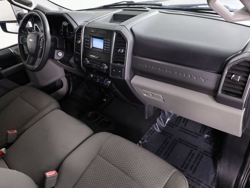 Used 2019 Ford F250 XLT image 28