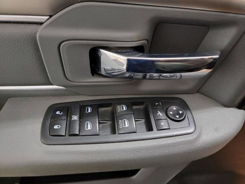 Used 2019 RAM 1500 Big Horn image 11