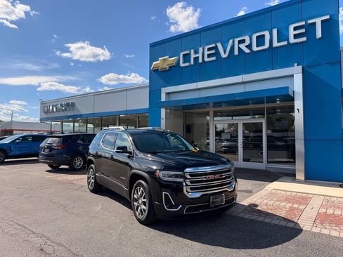 Used 2023 GMC Acadia SLT AWD/4WD image 1