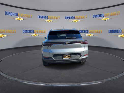 New 2026 Chevrolet Equinox EV LT image 7