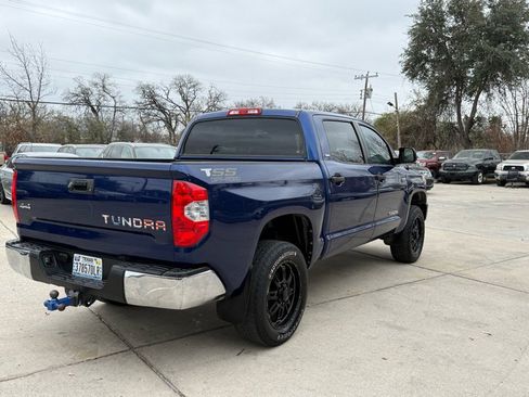 Used 2015 Toyota Tundra SR5 w/ SR5 Upgrade Package image 4