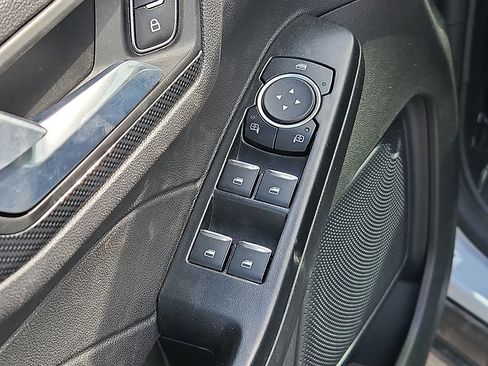 Used 2025 Ford Escape ST-Line AWD/4WD image 13