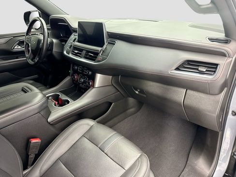 Used 2022 Chevrolet Tahoe RST w/ Luxury Package AWD/4WD image 16
