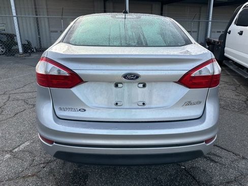 Used 2017 Ford Fiesta S image 5