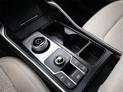 Used 2021 Kia Sorento EX image 32