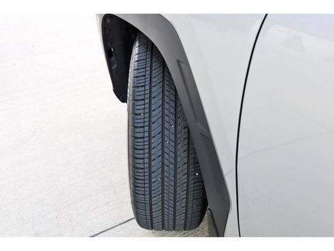 Certified 2025 Hyundai Tucson SEL FWD image 30