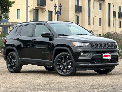 New 2026 Jeep Compass Latitude image 1
