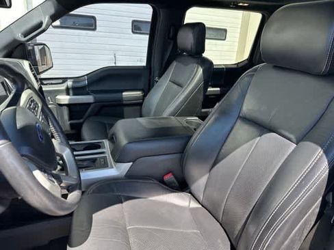 Used 2020 Ford F150 Lariat w/ Equipment Group 502A Luxury AWD/4WD image 4