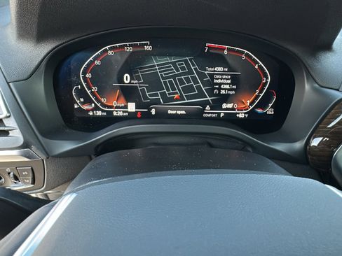 Used 2025 BMW X4 xDrive30i w/ Premium Package image 21