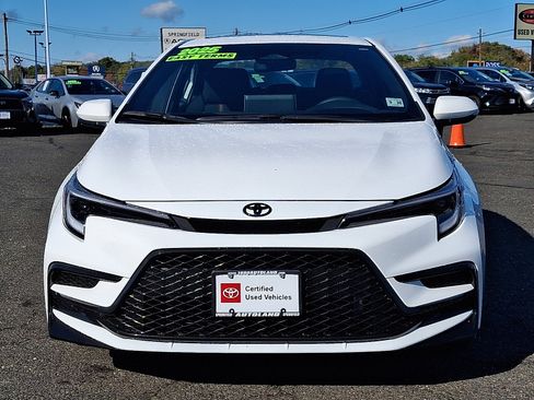 Certified 2025 Toyota Corolla SE image 2
