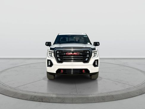 Used 2021 GMC Sierra 1500 AT4 w/ AT4 Value Package AWD/4WD image 3