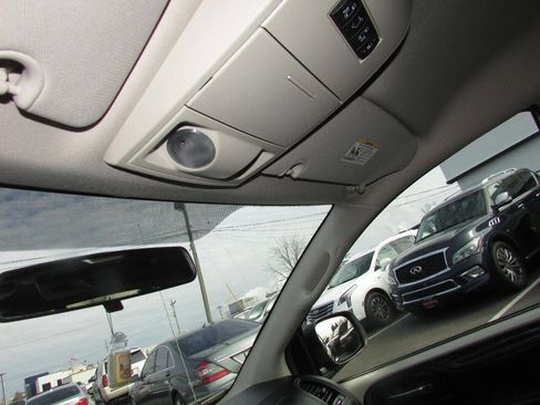 Used 2015 Dodge Grand Caravan SXT image 61