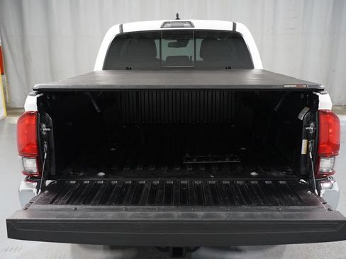 Used 2023 Toyota Tacoma SR5 RWD image 32