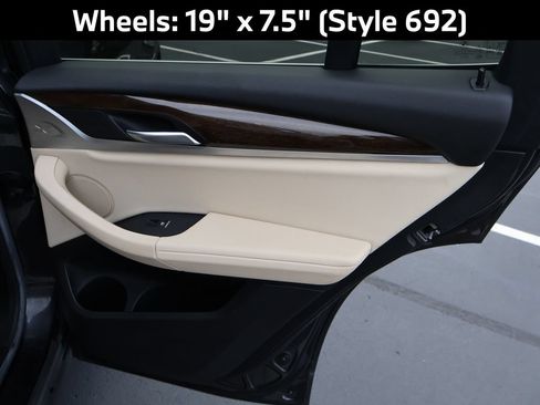 Used 2019 BMW X3 xDrive30i w/ Premium Package AWD/4WD image 17