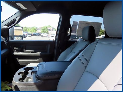 New 2025 RAM 3500 Tradesman image 9