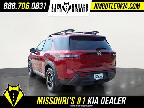 Used 2023 Nissan Pathfinder Rock Creek AWD/4WD image 5