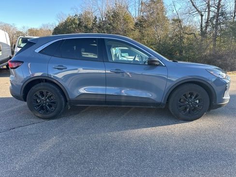 Used 2023 Ford Escape Active w/ Tech Pack #1 image 2