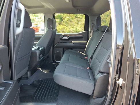 Used 2022 Chevrolet Silverado 1500 RST image 12