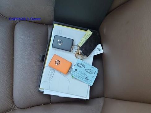 Certified 2024 Volvo XC90 B6 Plus image 8