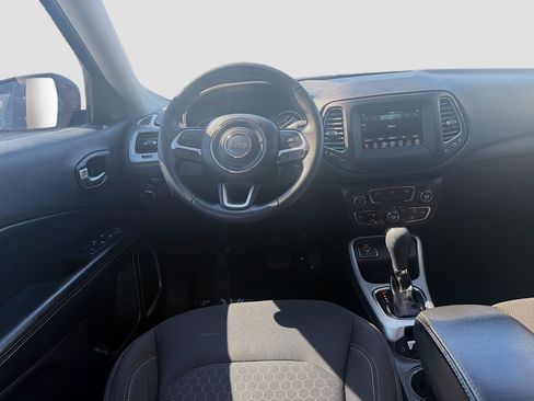 Used 2019 Jeep Compass Sport FWD image 21