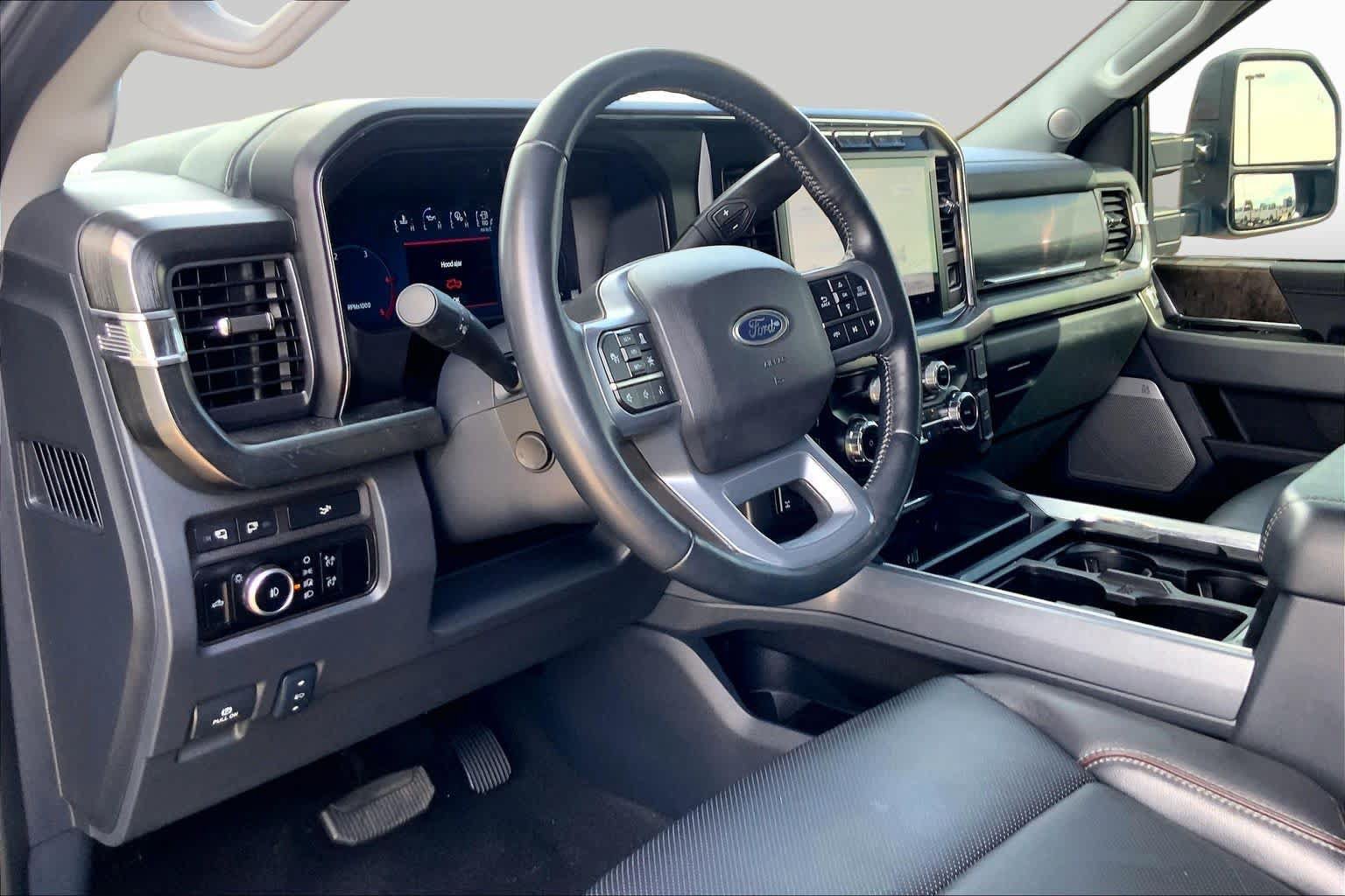 Certified 2024 Ford F250 Lariat w/ Lariat Ultimate Package AWD/4WD image 17