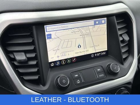 Used 2020 GMC Acadia SLT image 3