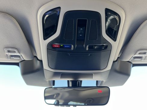 Used 2024 Subaru Outback Onyx Edition AWD/4WD image 30