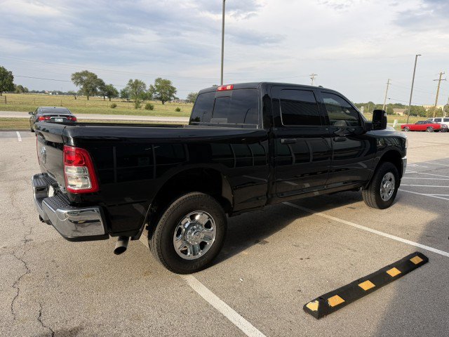 Used 2024 RAM 2500 Tradesman w/ Chrome Appearance Group AWD/4WD image 2