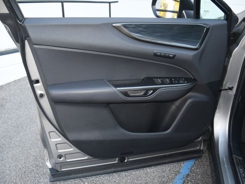 Used 2024 Lexus NX 250 FWD image 10